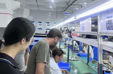 Производитель роботов-уборщиков в Китае