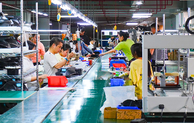 Производитель роботизированных очистителей бассейнов